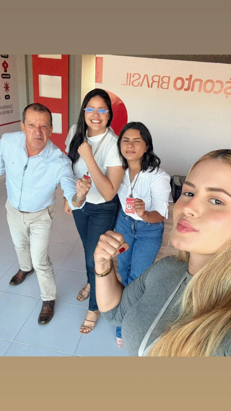 Equipe em visita a cliente